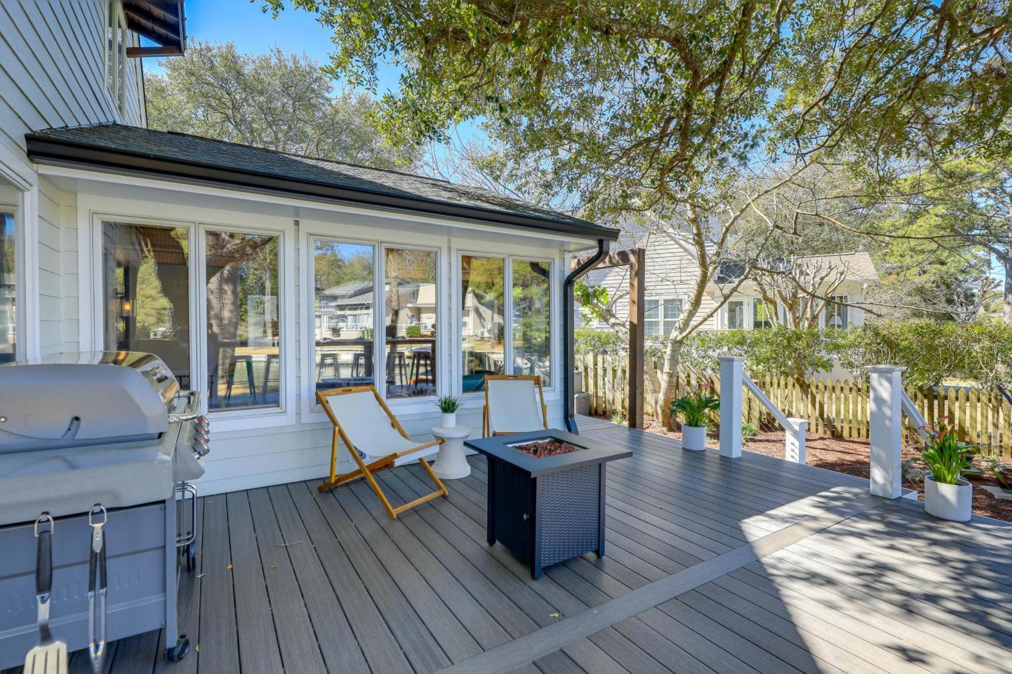Waterfront Pine Knoll Shores Gem With Boat Dock Exterior foto